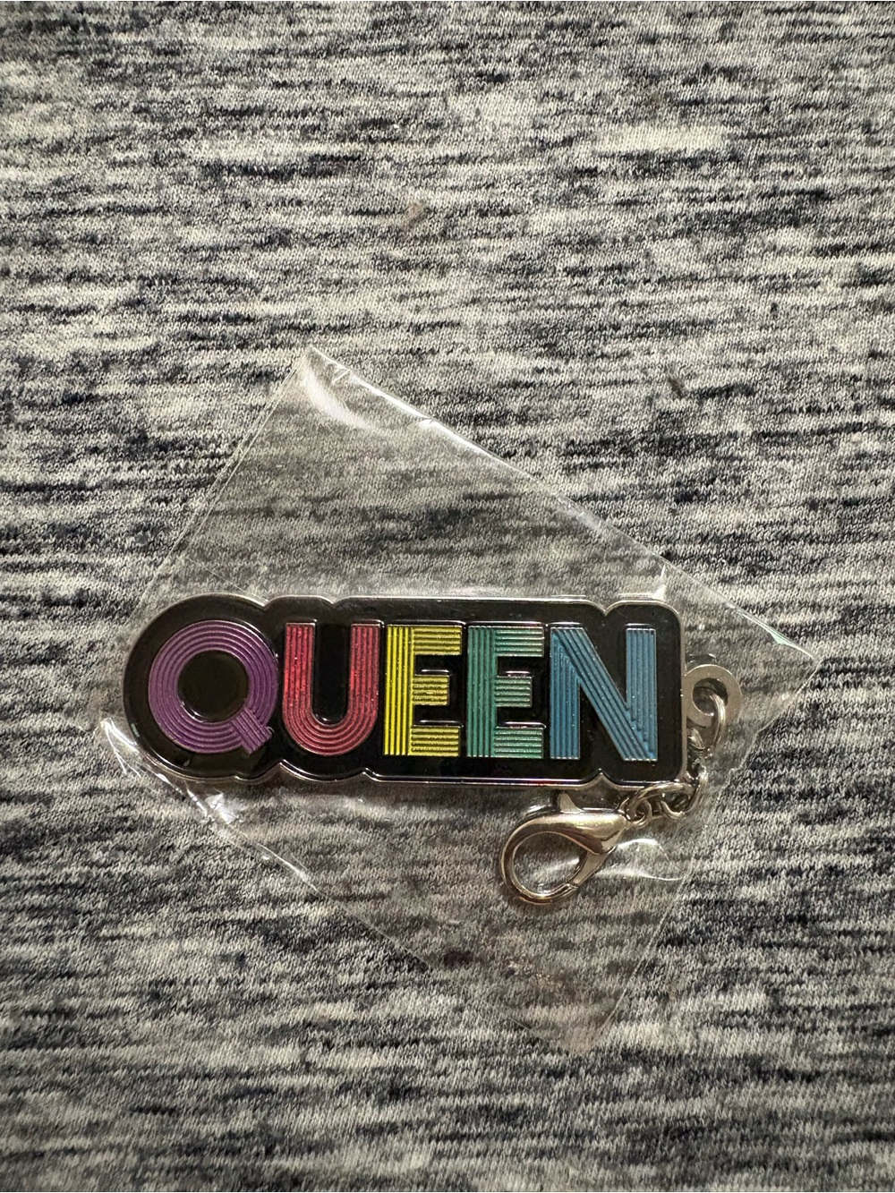 ipsy 'QUEEN' Rainbow Letter Keychain in Black Trim
